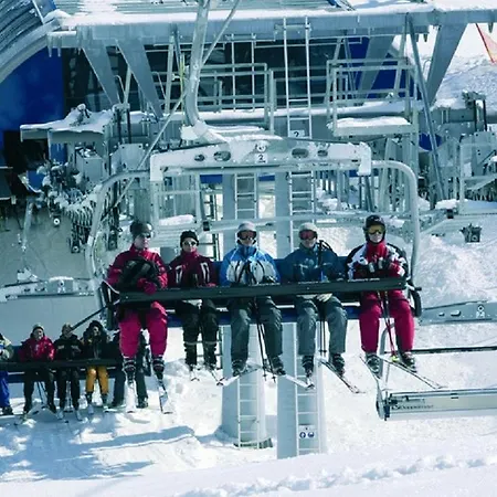 Apartment Welcome In - Met Ski- & Fietsberging, Rustig Gelegen