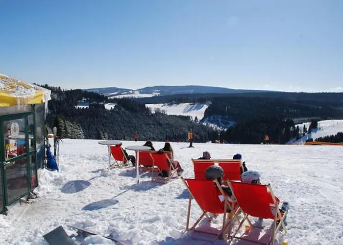 Welcome In - Met Ski- & Fietsberging, Rustig Gelegen Appartement